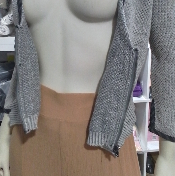 Free People Knit Three-Quarter Sleeve Length Top - Picture 9 of 15